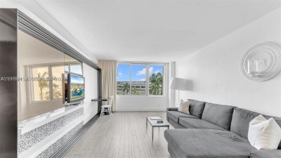 Aluguel de apartamento no 1100 West Condo (Mondrian located) 409