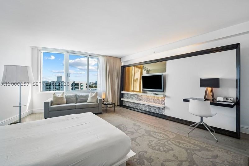 Condo for sale at 1100 West Condo (Mondrian located) 819