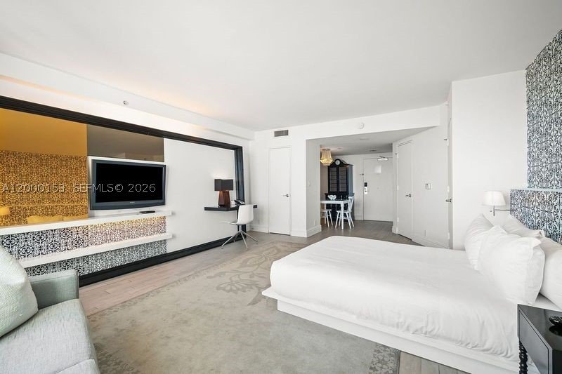 Condo for sale at 1100 West Condo (Mondrian located) 819
