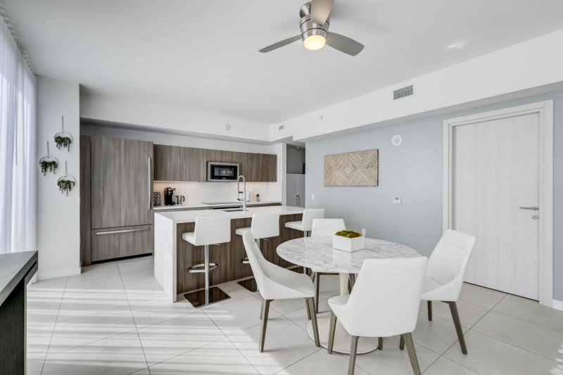 Condo for sale at Tiffany House Th3