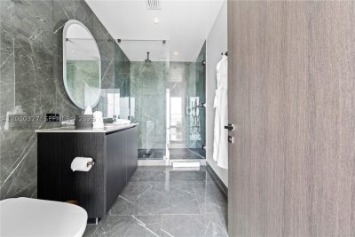 Comprar apartamento no E11EVEN Hotel & Residences 4502