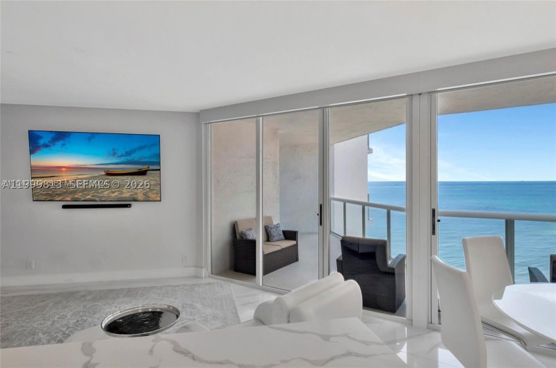 Comprar apartamento en Oceania 1 1612