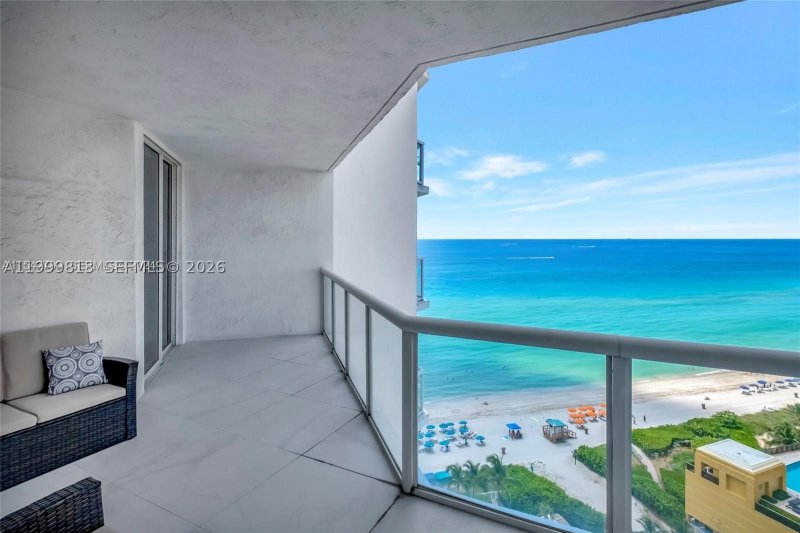 Comprar apartamento en Oceania 1 1612
