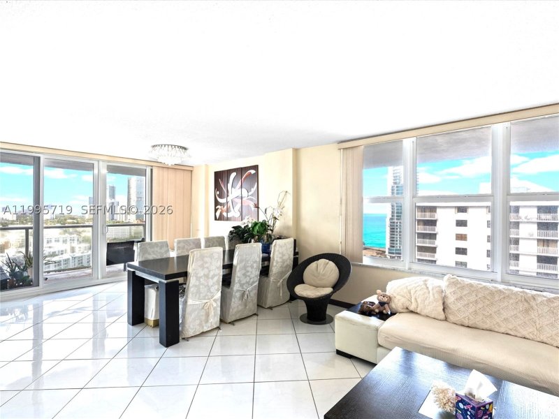 Condo for sale at Winston Towers 2404
