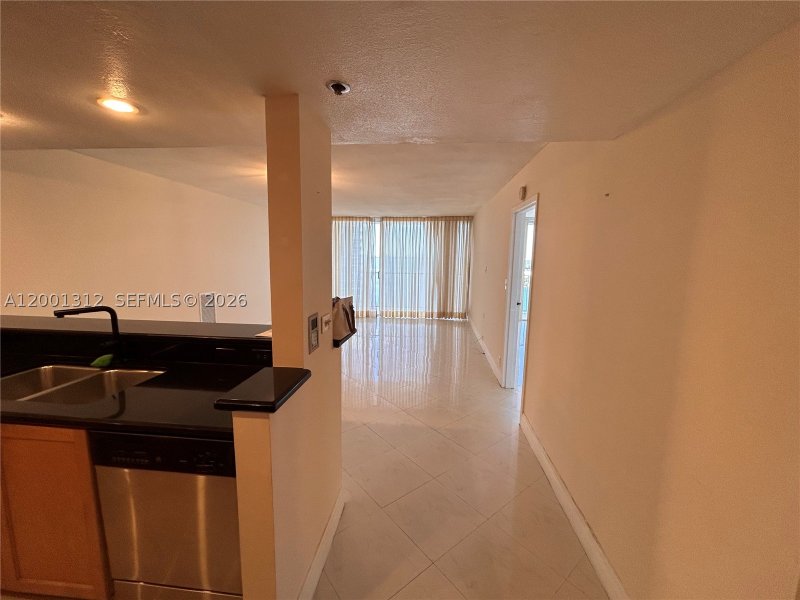 Apartment for rent at Grandview Palace 1612