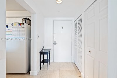 Comprar apartamento en Metropolitan at Brickell 1805