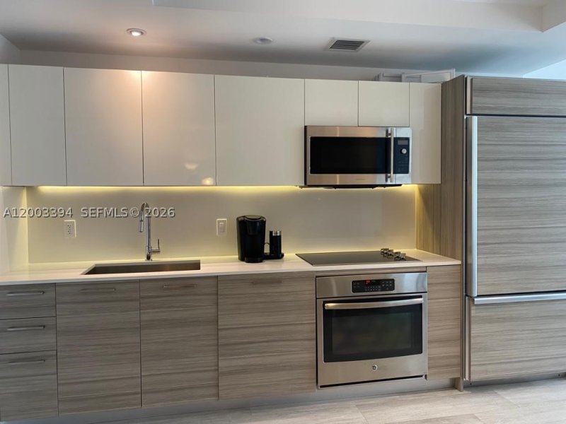 Condo for sale at Hyde Midtown 1703