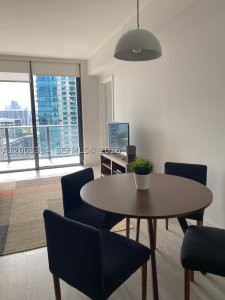 Comprar apartamento no Hyde Midtown 1703