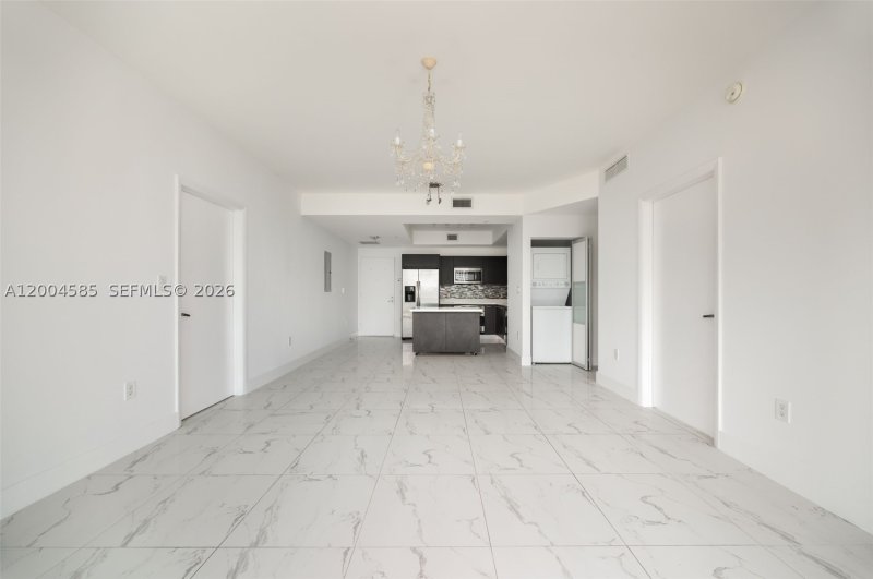 Condo for sale at The Ivy 2602