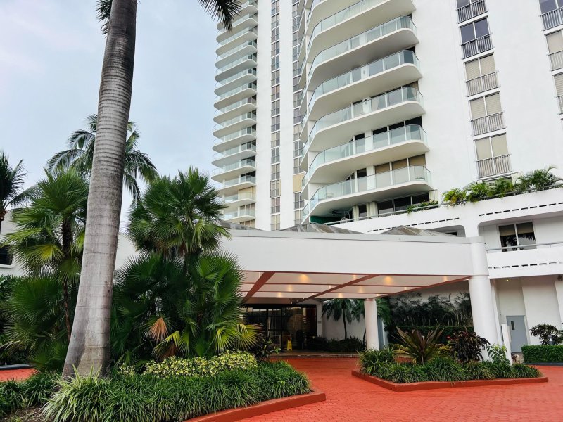 Alquiler de apartamento en Turnberry Isle 12e
