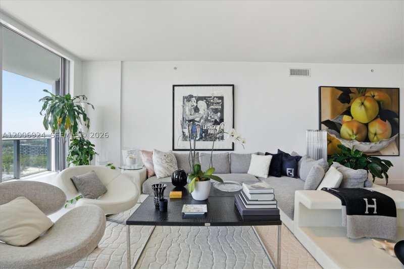 Condo for sale at Marina Palms Yacht Club 1905