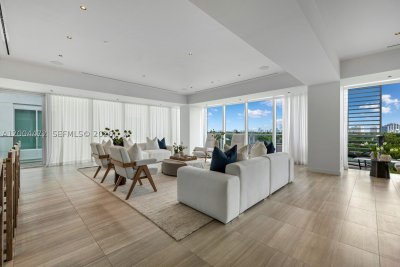 Comprar apartamento no Ritz-Carlton Residences Miami Beach 627