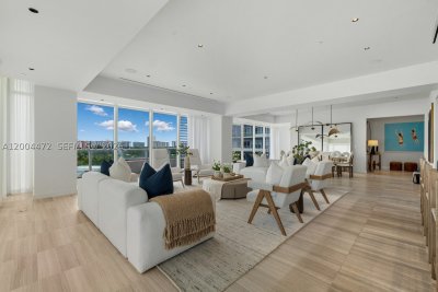 Ritz-Carlton Residences Miami Beach Apt #627