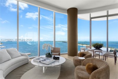 Comprar apartamento no Una Residences at Brickell 1501