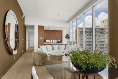 Comprar apartamento no Una Residences at Brickell 1501