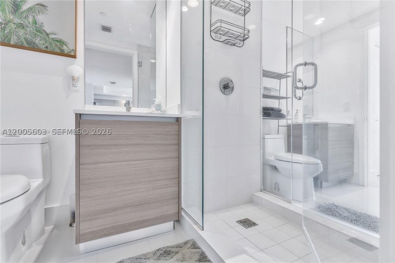 Apartment for rent at Hyde Midtown 1806A