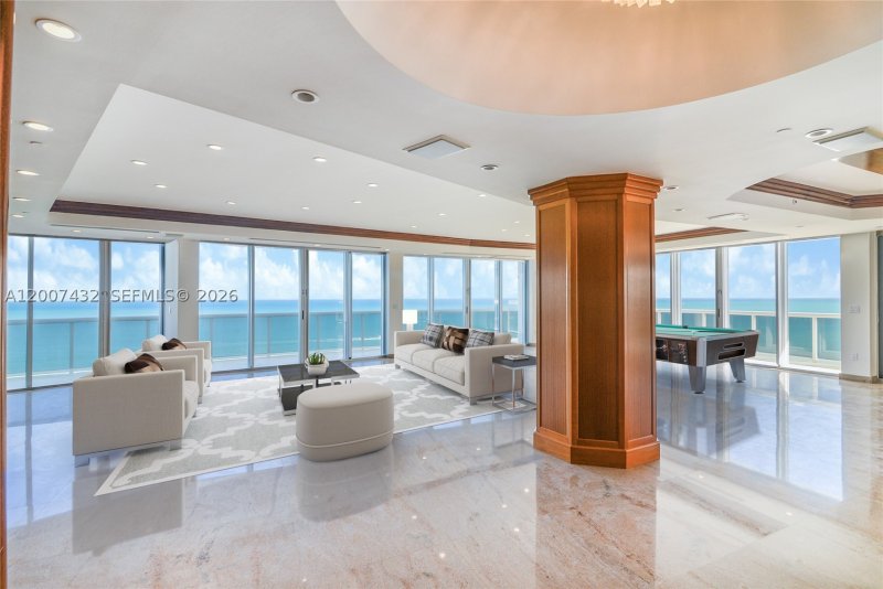 Apartment for rent at Majestic Tower T4