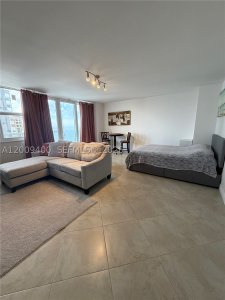 Alquiler de apartamento en Parker Dorado 1705