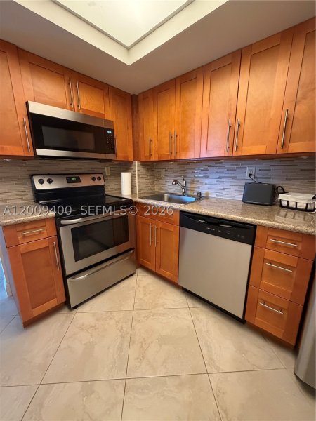 Apartment for rent at Parker Dorado 1705