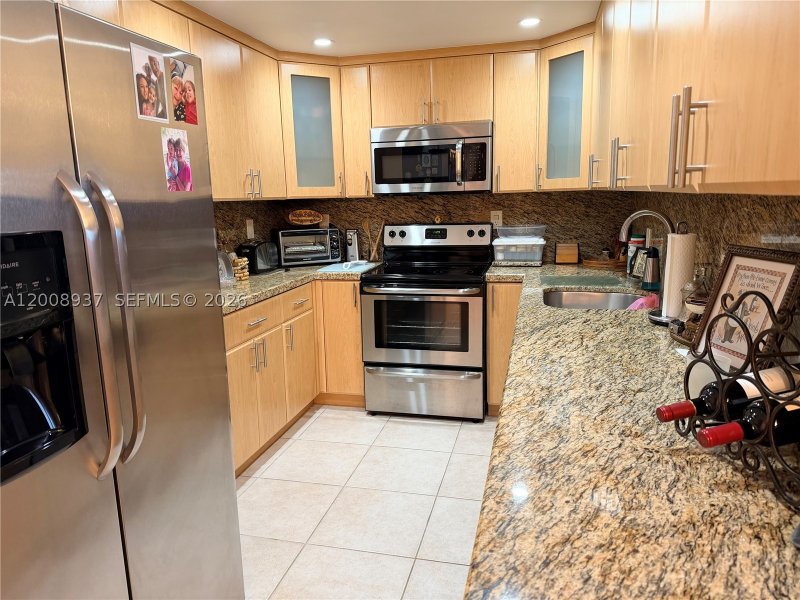Apartment for rent at The Hemispheres 5L