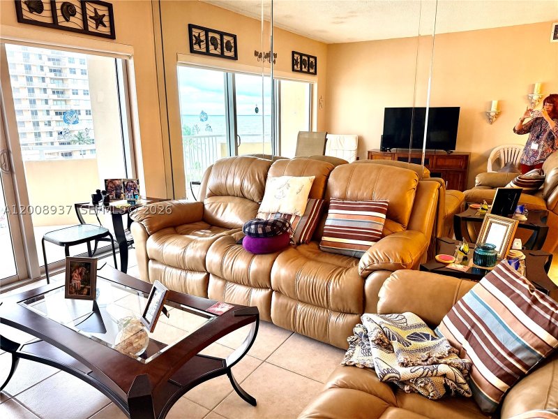 Apartment for rent at The Hemispheres 5L