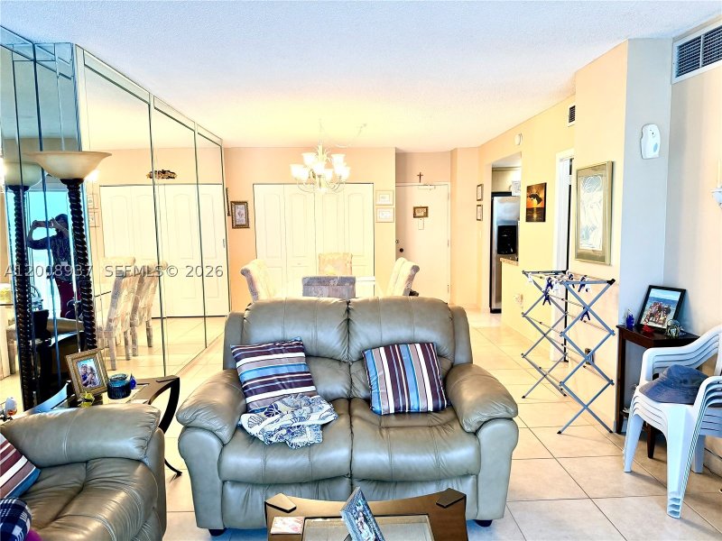 Apartment for rent at The Hemispheres 5L