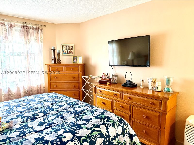 Apartment for rent at The Hemispheres 5L