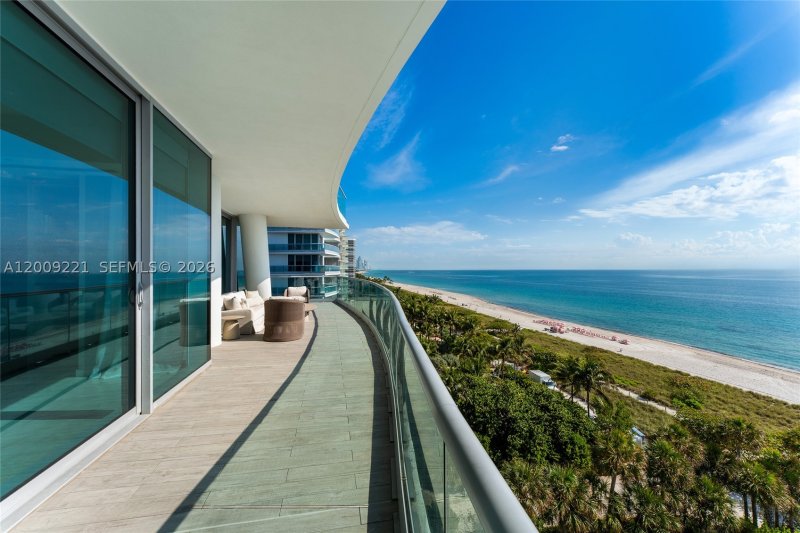 Condo for sale at FENDI Chateau Residences 801