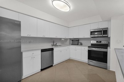 Comprar apartamento en Corinthian Condo 2E