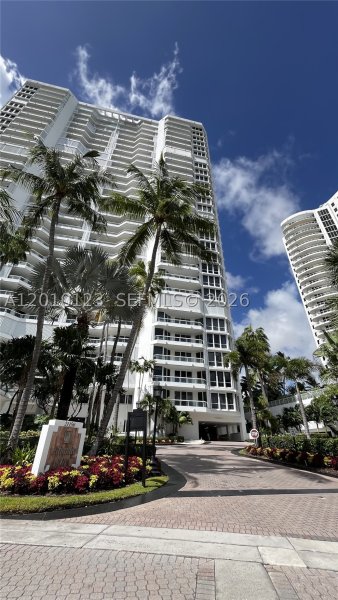 Comprar apartamento en Atlantic Two at The Point 1202