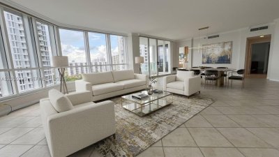 Comprar apartamento en Atlantic Two at The Point 1202