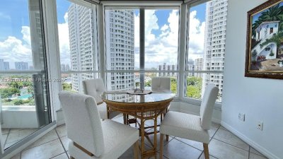 Comprar apartamento en Atlantic Two at The Point 1202