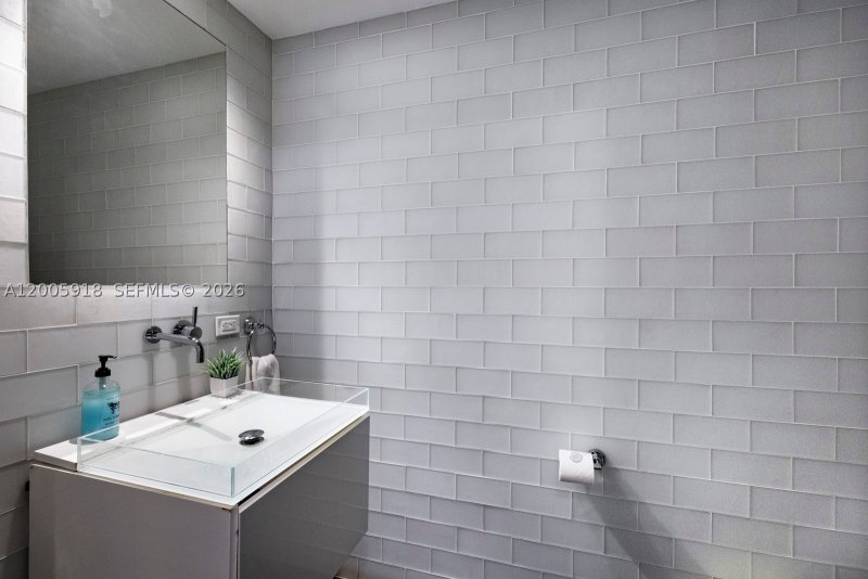 Comprar apartamento en Boulan South Beach 303