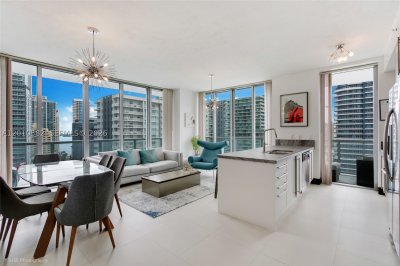 Comprar apartamento no Axis on Brickell South Tower 2306-S