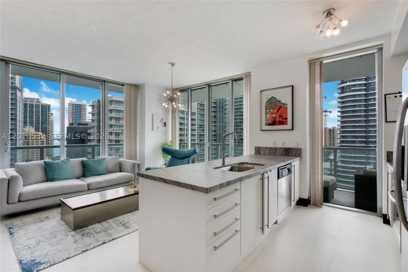 Comprar apartamento en Axis on Brickell South Tower 2306-S