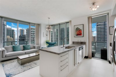 Comprar apartamento no Axis on Brickell South Tower 2306-S