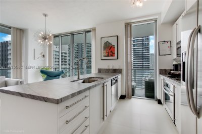 Comprar apartamento no Axis on Brickell South Tower 2306-S