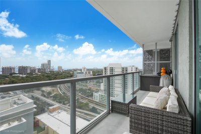 Comprar apartamento no Axis on Brickell South Tower 2306-S