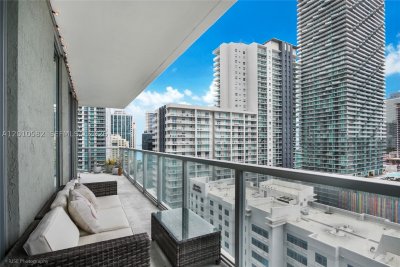 Comprar apartamento no Axis on Brickell South Tower 2306-S