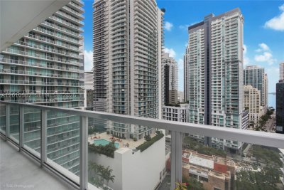 Comprar apartamento no Axis on Brickell South Tower 2306-S
