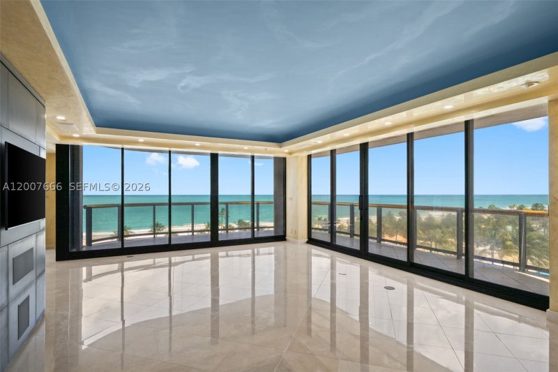 Condo for sale at Bal Harbour Tower Condo 6G