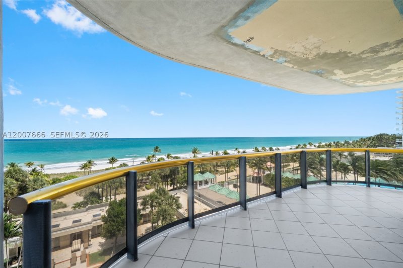 Condo for sale at Bal Harbour Tower Condo 6G