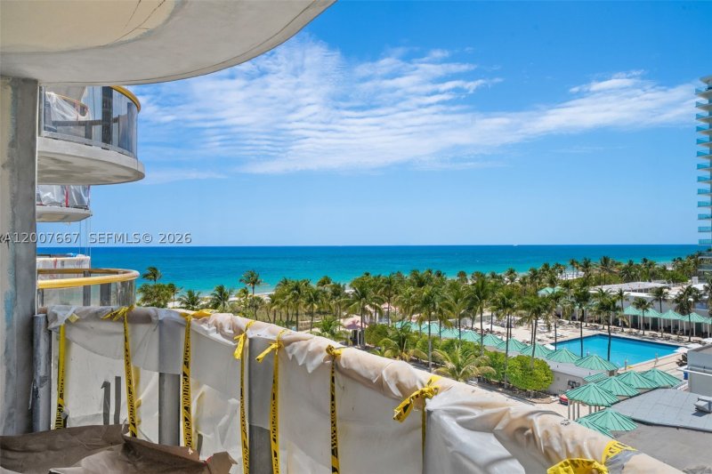 Condo for sale at Bal Harbour Tower Condo 6J