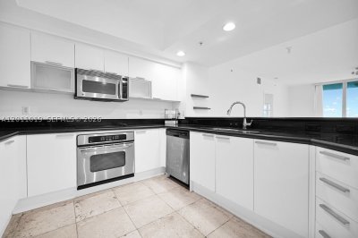 Comprar apartamento no One Fifty One at Biscayne 1605