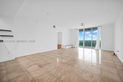 Comprar apartamento no One Fifty One at Biscayne 1605