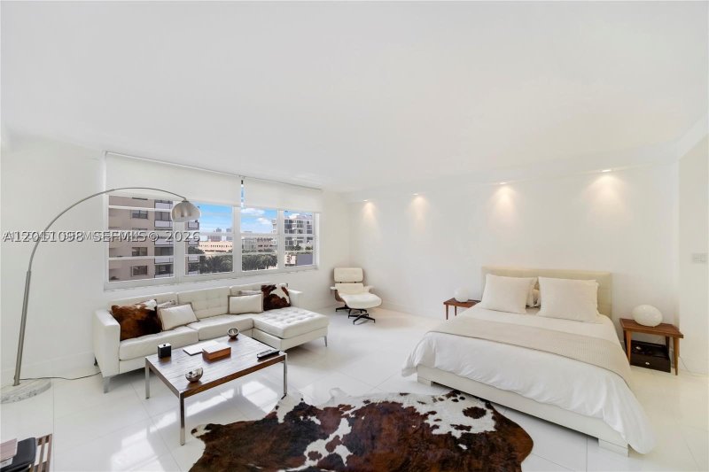 Apartment for rent at Oceania 1 605
