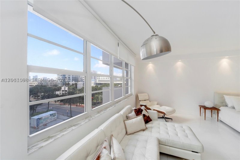 Apartment for rent at Oceania 1 605