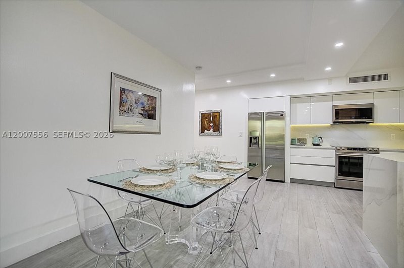 Apartment for rent at Key Colony IV Botanica 276