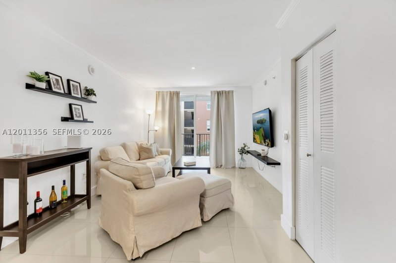 Condo for sale at Porto Bellagio 1610
