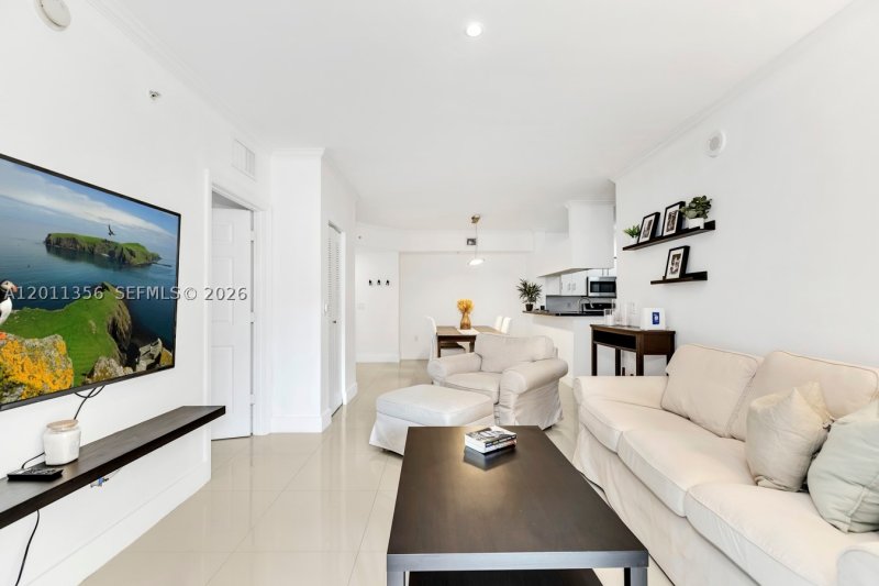 Condo for sale at Porto Bellagio 1610